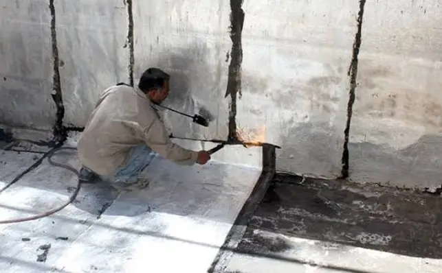 ایزوگام دیوار در شمال